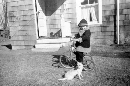 Bernice-on-Tricycle-w-dog